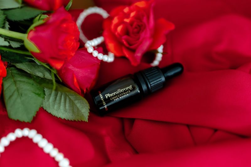 Концентрат феромонов для женщин PheroStrong Concentrate 7.5 ml вид 4