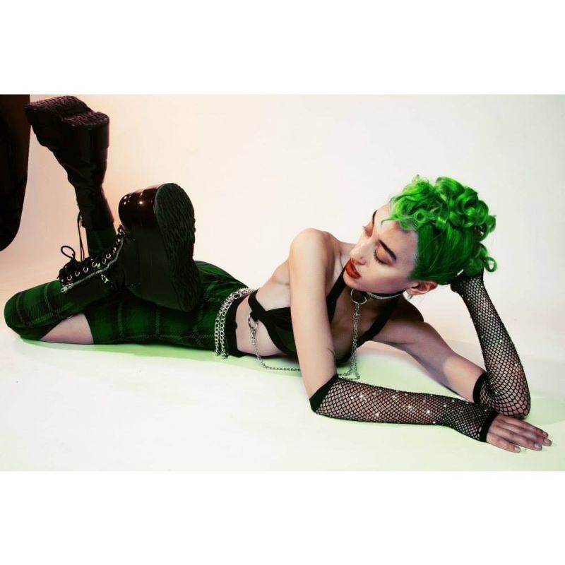 Рукавички в сітку із стразами One SIze Fishnet Arm Warmers Gloves від Leg Avenue Rhinestone, чорні вид 3