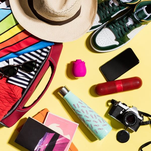 Вакуумний кліторальний стимулятор Romp Rose, що перезаряджається, у вигляді бутона троянди, рожевий вид 12