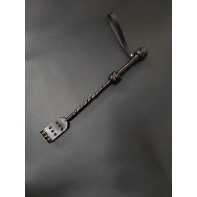 Стек с шипами БДСМ Candy Hero кожа, короткий, черный вид 2