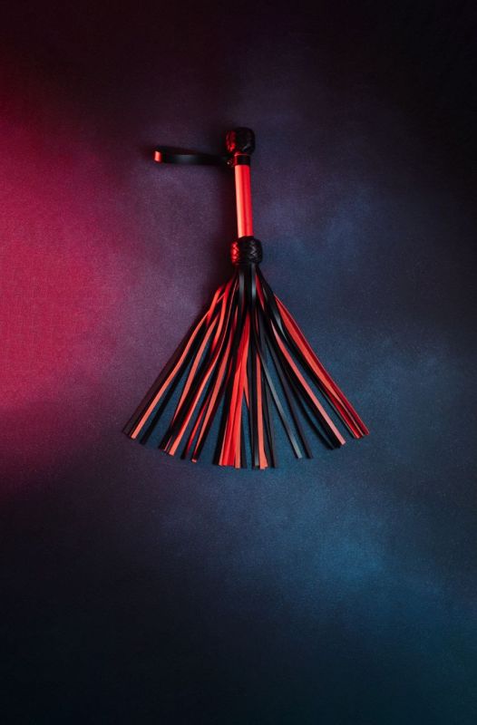 Флоггер модель Flog3-35хвостов RED/Black (Кожа) N вид 4