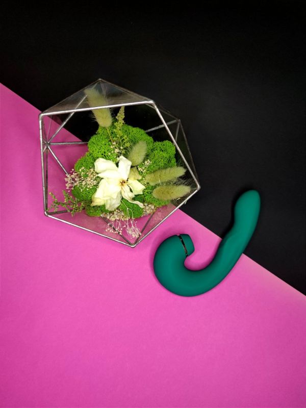 Вибратор двойной стимуляции Chisa Kissen Siren с вакуумом и вибрацией, зеленый вид 11