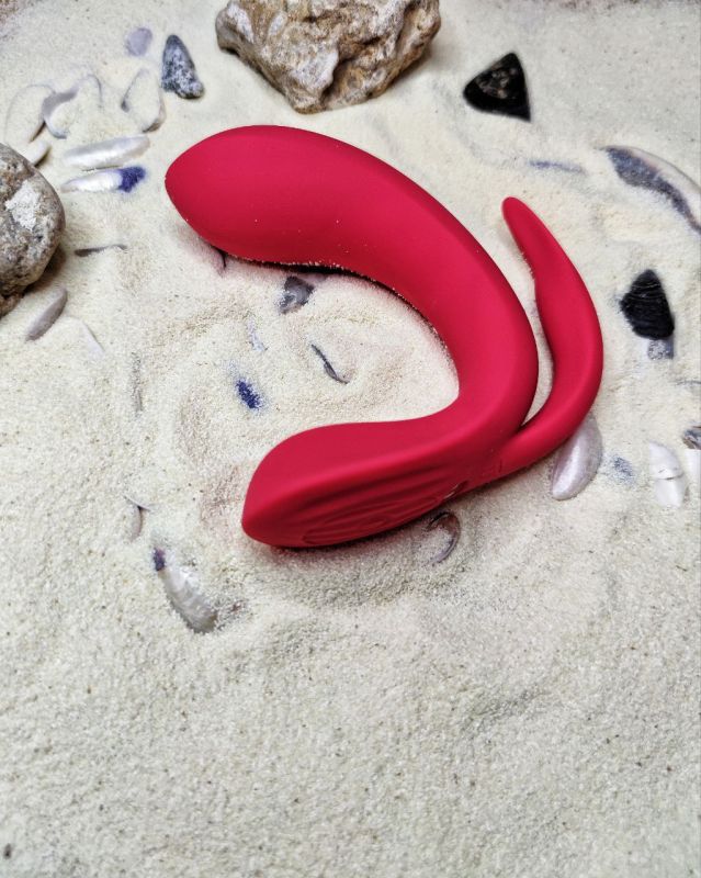 Вибратор Chisa Kissen Acein тройная стимуляция, с дистанционным пультом, красный вид 9