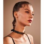 Чокер с надписью SEXY от UPKO из итальянской кожи, черный с золотой фурнитурой вид 5