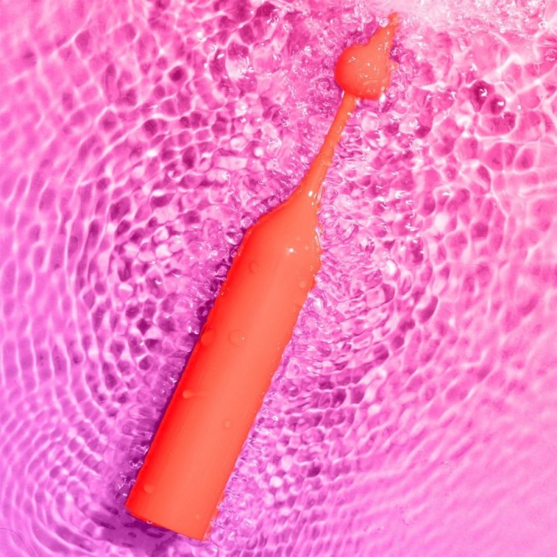 Вибратор для клитора с двумя насадками Romp Pop, красный, 14.3 х 2.4 см вид 4