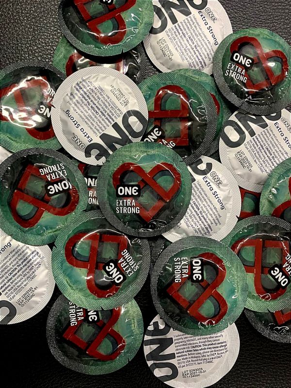 Набор презервативов One Extra Strong с утолщенными стенками (цена за 5 шт.) вид 5