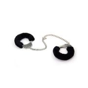 Окови на ноги металеві Roomfun з чорним хутром