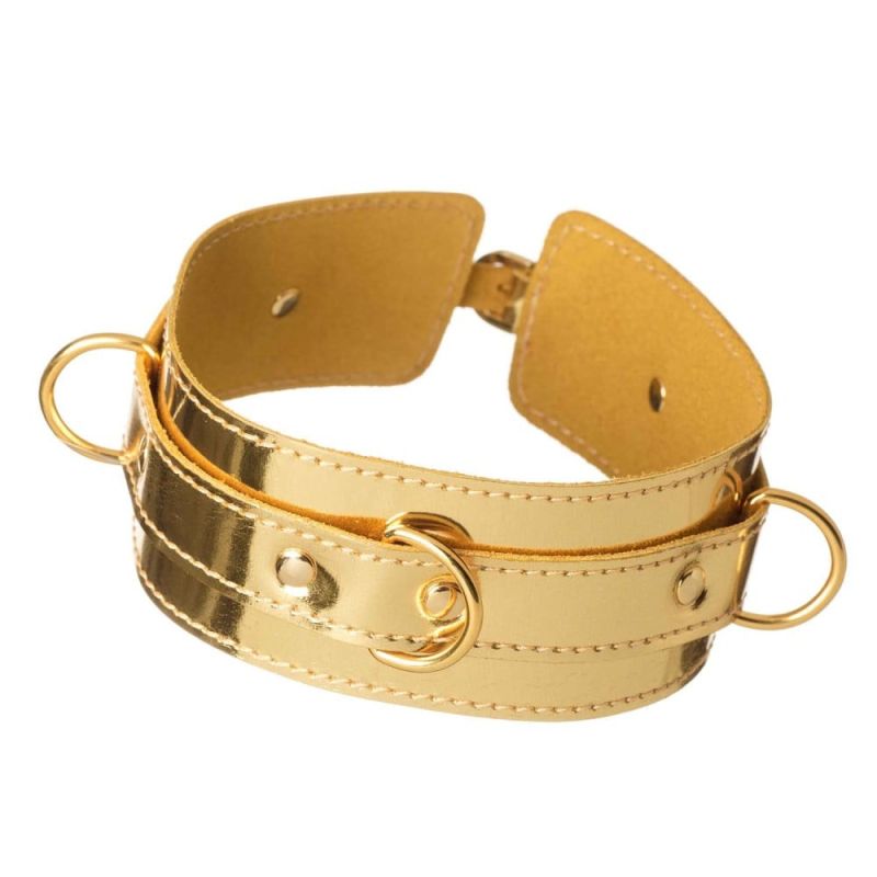 Ошейник БДСМ DS Fetish с тремя кольцами лакированный, золото вид 2