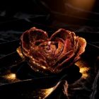 Свічка низькотемпературна у вигляді троянди з глітером GlowKink бордова, L вид 15