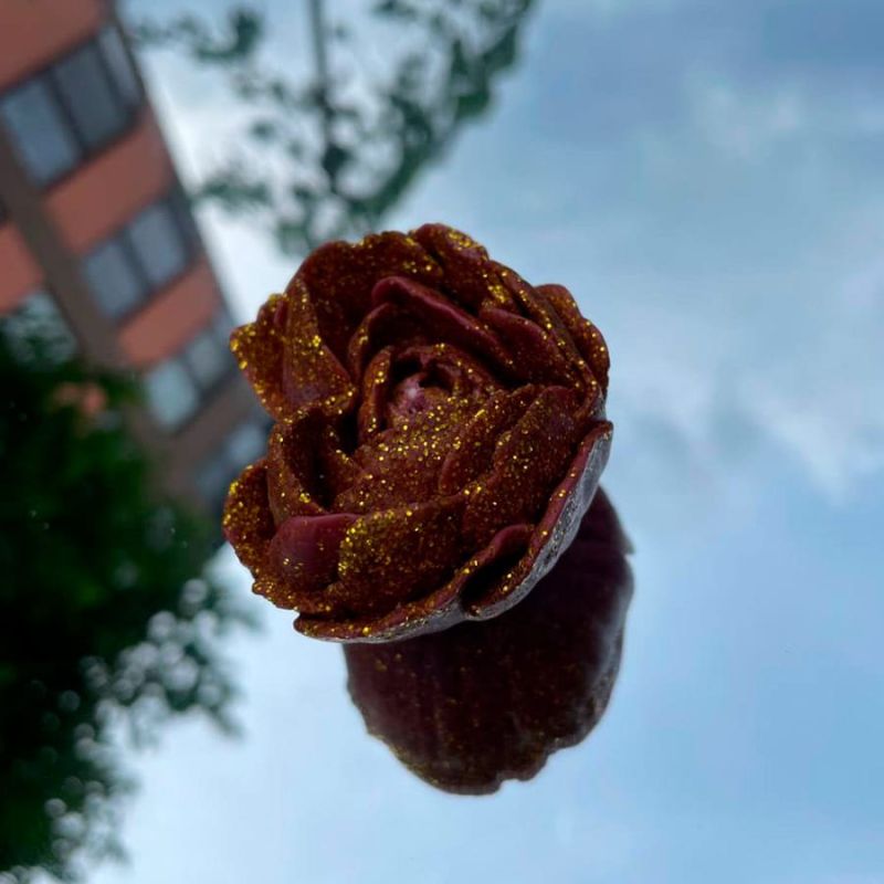 Свічка низькотемпературна у вигляді троянди з глітером GlowKink бордова, L вид 46