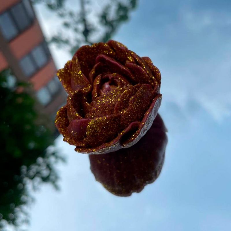 Свеча в виде розы с глитером GlowKink бордовая, L вид 48