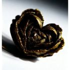 Свеча низкотемпературная в виде розы с глиттером GlowKink черная, М вид 26