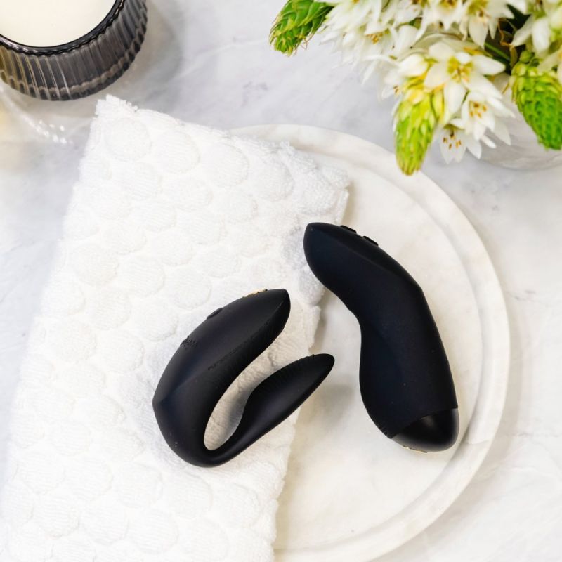 Вібратор для пар We-Vibe Chorus Pro Satin Black з пультом і додатком, чорний вид 22