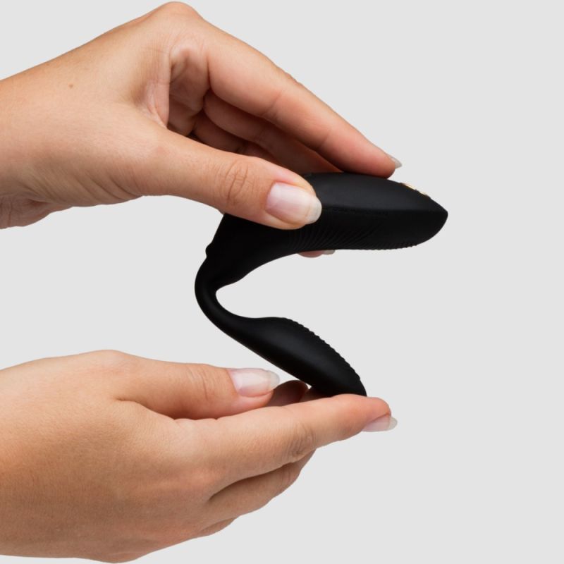 Вибратор для пар We-Vibe Chorus Pro Satin Blackс пультом и приложением, черный вид 36