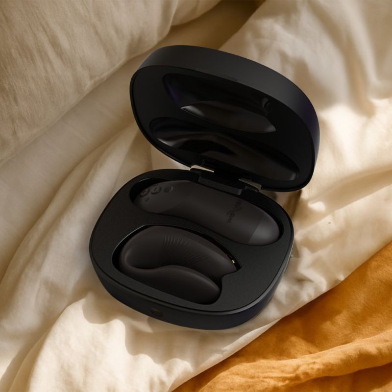 Вибратор для пар We-Vibe Chorus Pro Satin Blackс пультом и приложением, черный вид 39