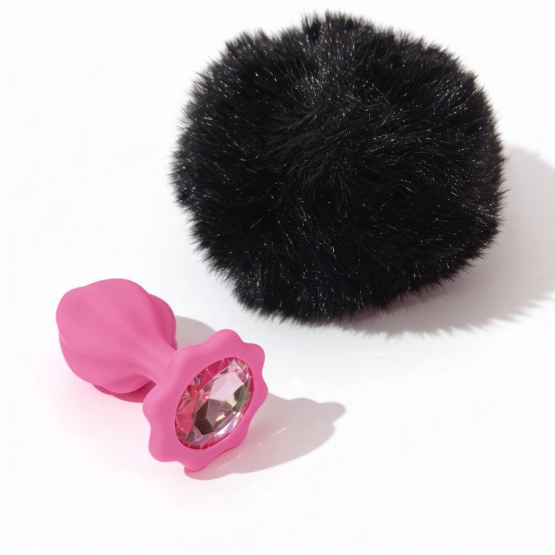 Анальная пробка рельефная ALUME, S, розовая с черным пушком и сменным розовым камнем, 7 х 2,8 см вид 8