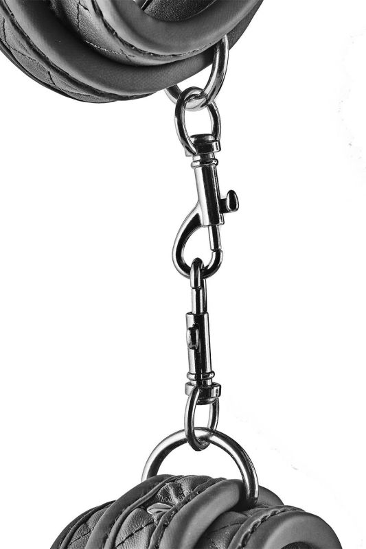Наручники без ланцюжка стьобані Dream Toys Blaze Handcuff чорні вид 6