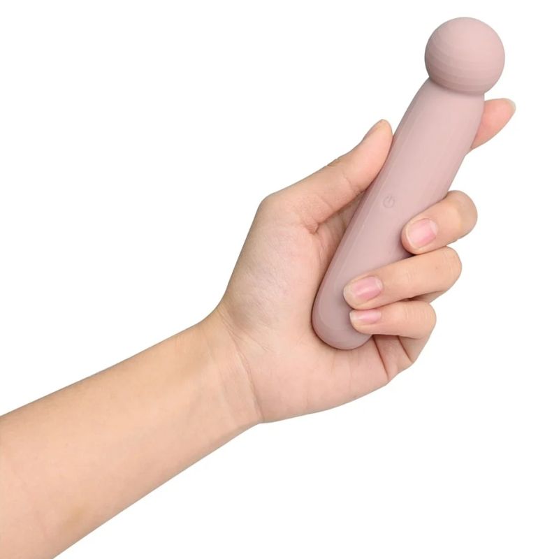 Точечный вибратор NUDE LIV в тревел-формате, розово-бежевый вид 4