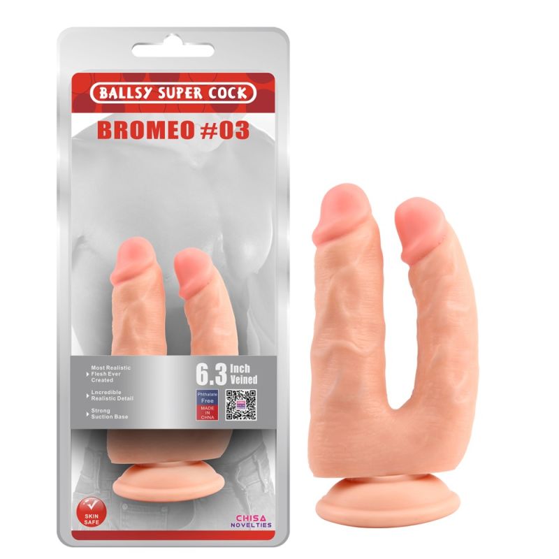 Фалоімітатор подвійний на присосці Chisa Ballsy Super Cock реалістичний, бежевий вид 2