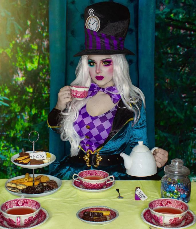 Парик длинный белый Leg Avenue, волнистые локоны, длина 68.5 см вид 6