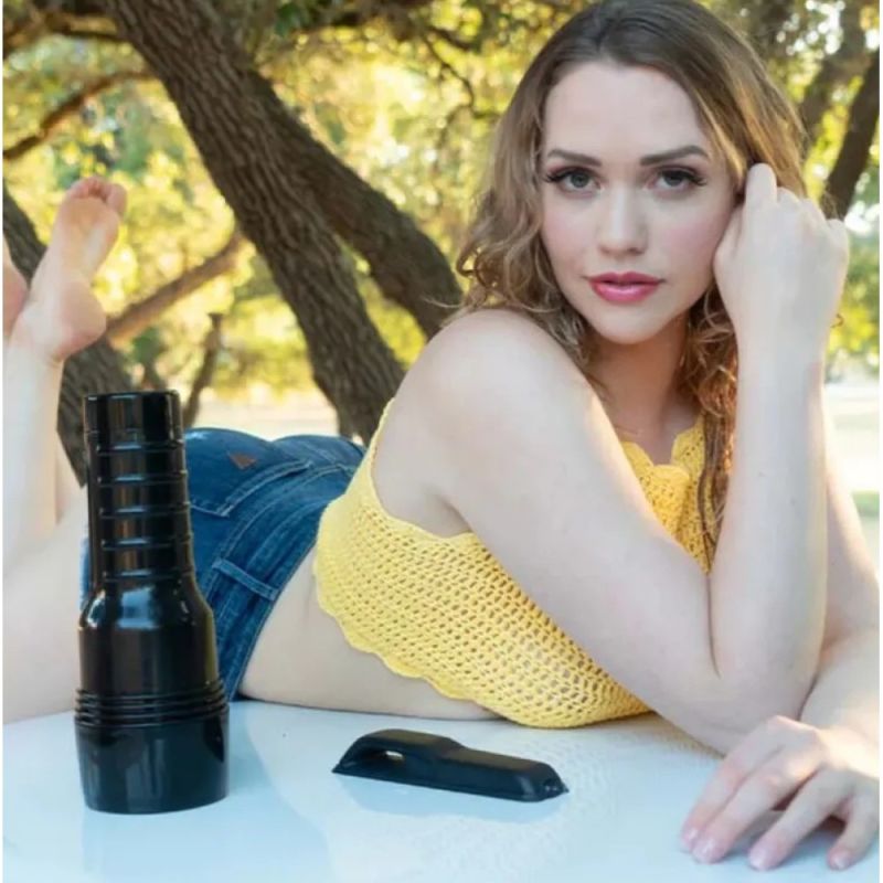 Мастурбатор вагіну в колбі Fleshlight Pink Lady Mini-Lotus, з рельєфом, кібершкіра, бежевий вид 9