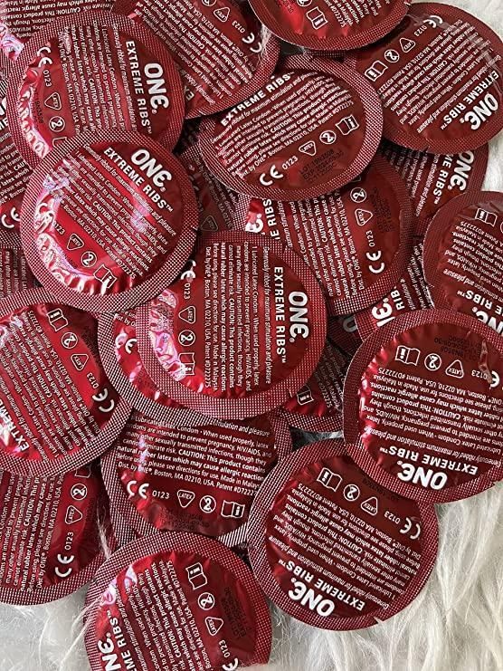 Набір латексних ребристих презервативів One Extreme Ribs у різному дизайні (ціна за 5 шт.) вид 8