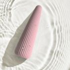 Вібратор для клітора Sweet Em Cone у формі конуса, ребристий, фіолетовий, 12,8 × 3,8 см вид 7