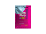 Саше їстівного лубриканта Intt KISS AND TASTE! зі смаком ожини та зігрівальним ефектом, 2 мл