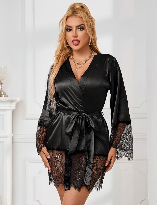 Халат черный с поясом и вставками кружева Star Night стринги в комплекте, XS/S вид 2