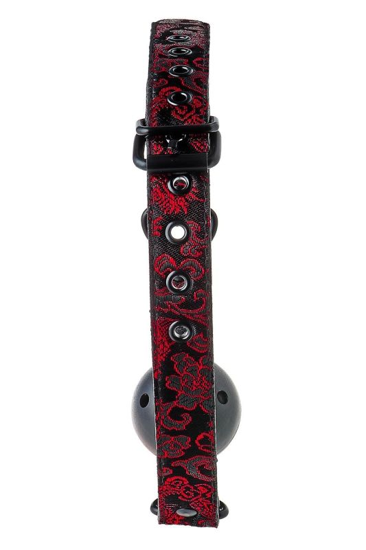 Кляп черный Dream Toys Blaze Deluxe с красным узором в виде вышивки вид 6