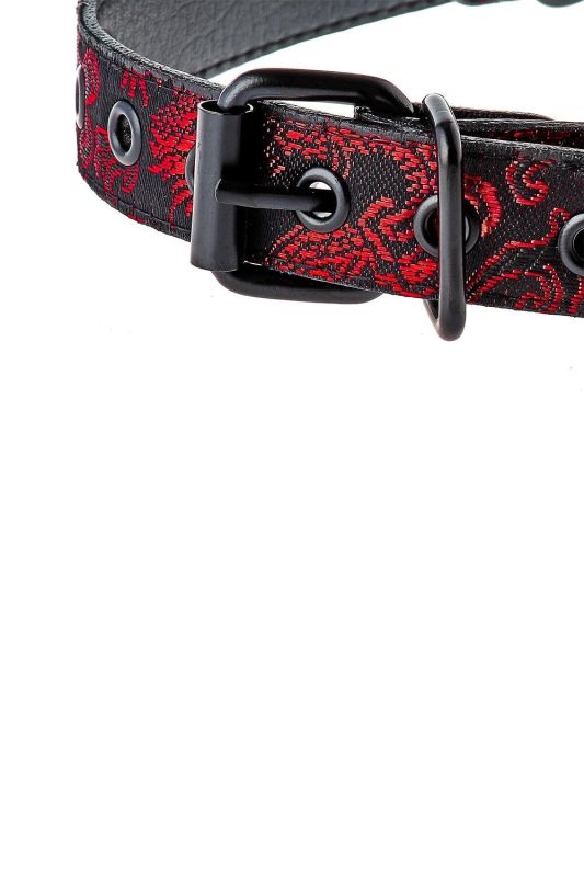 Кляп черный Dream Toys Blaze Deluxe с красным узором в виде вышивки вид 10