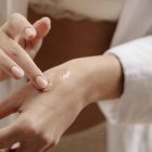 Лубрикант на водній основі Bijoux Indiscrets Sex au Nature – Coconut вид 7