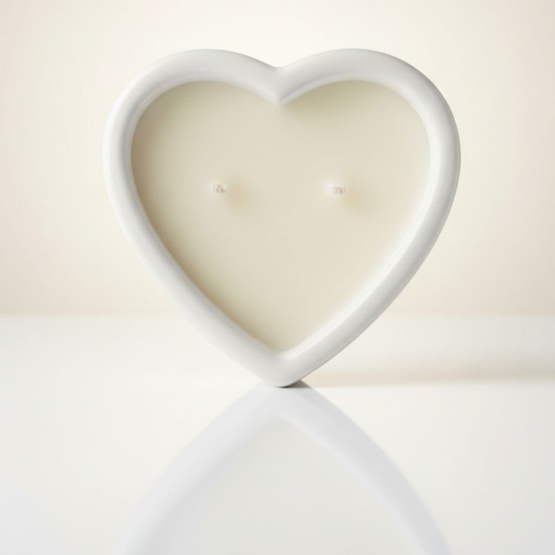 Масажна свічка з ароматом горіхового крему Candy Nut Cream у формі серця, 70 мл вид 10