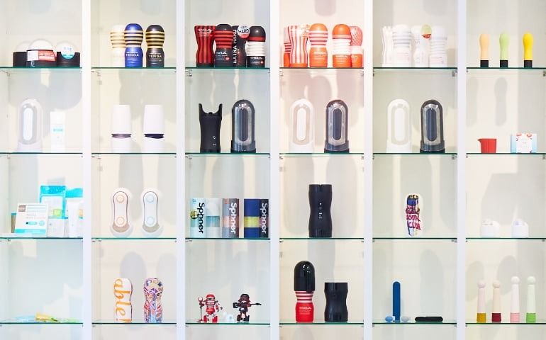 Міні вібратор нереалістичний Zen Iroha Tenga, медичний силікон, хакі вид 6