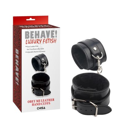 Наручники с мехом Chisa Behave! Luxury Fetish и серебристой фурнитурой