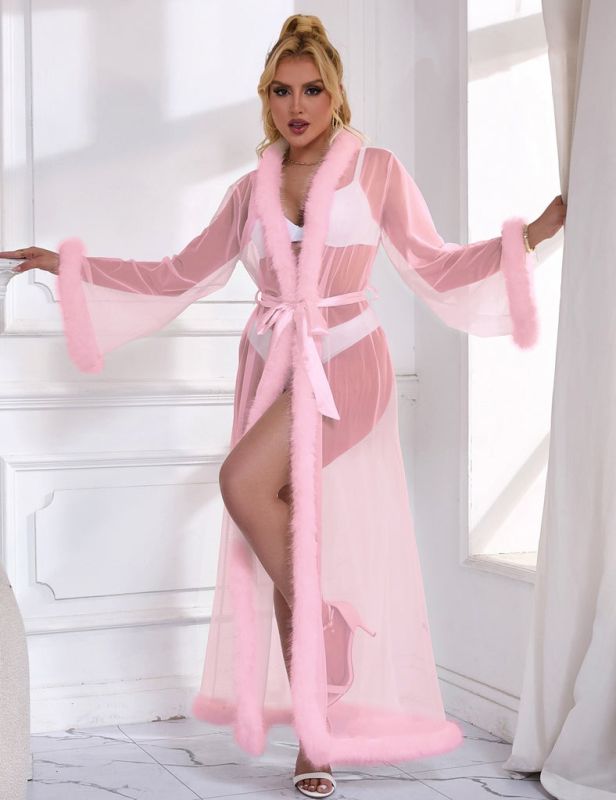 Розовый длинный халатик в сеточку Star Night с отделкой из меха под норку и поясом, M вид 2