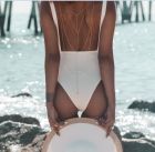 Цепочка для спины Bijoux Indiscrets Magnifique Back and Cleavage Chain - Gold, украшение для тела вид 2