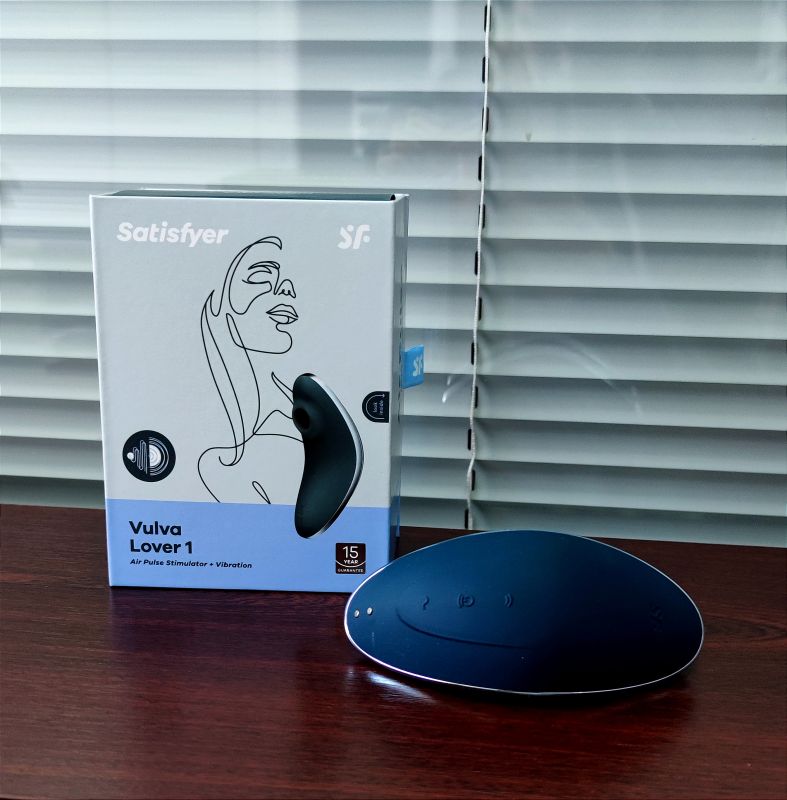 Вакуумний кліторальний стимулятор Satisfyer Vulva Lover 1 із вібрацією, синій вид 10