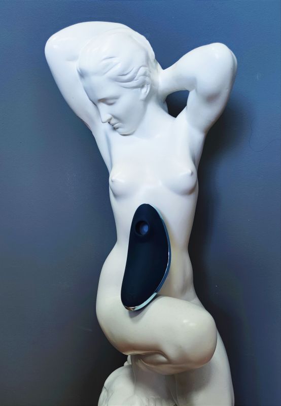 Вакуумний кліторальний стимулятор Satisfyer Vulva Lover 1 із вібрацією, синій вид 8