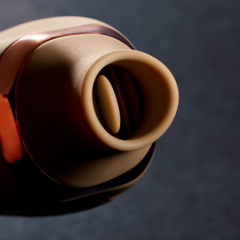 Вакуумный стимулятор для клитора Sweet Em с функцией лизания (подвижный язычок), розовый вид 6