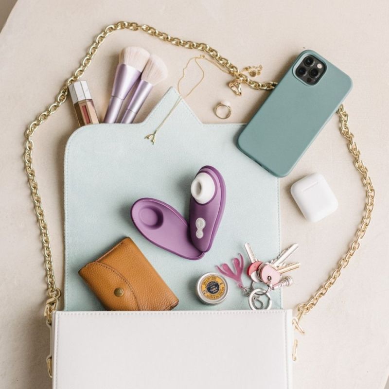 Вакуумный стимулятор клитора Womanizer Liberty 2 Dark Purple, фиолетовый вид 12