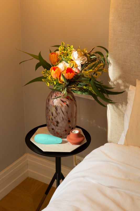 Вакуумний стимулятор клітора Womanizer Marilyn Monroe Mint вид 14