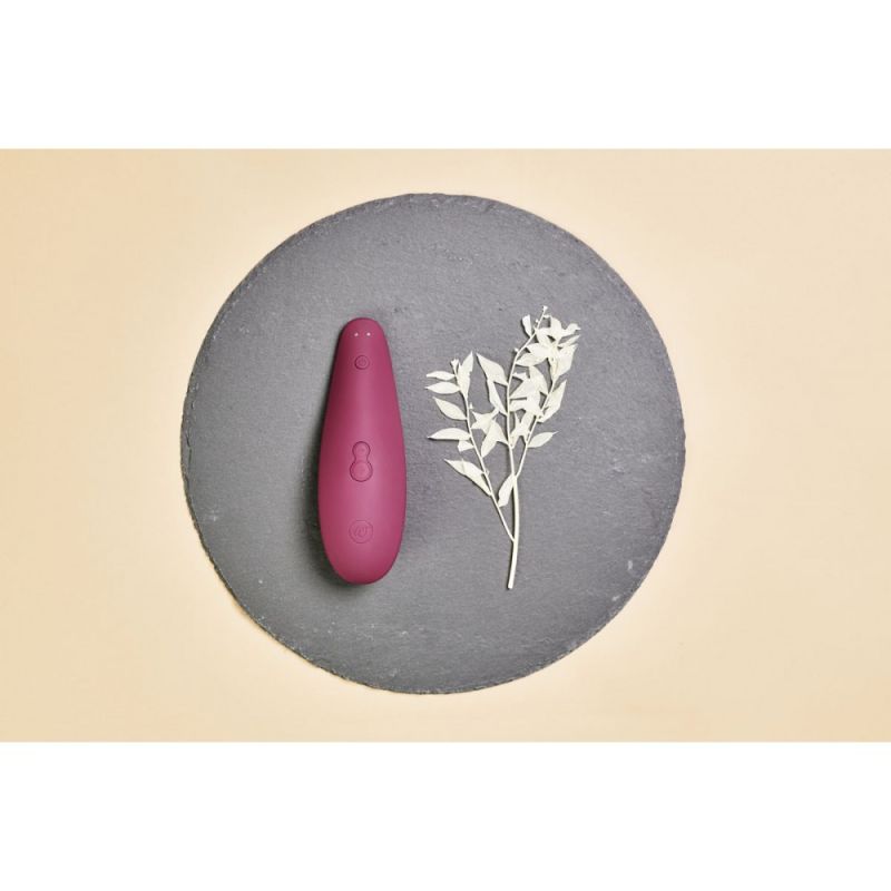 Вакуумный клиторальный стимулятор Womanizer Classic 2 Bordeaux вид 19