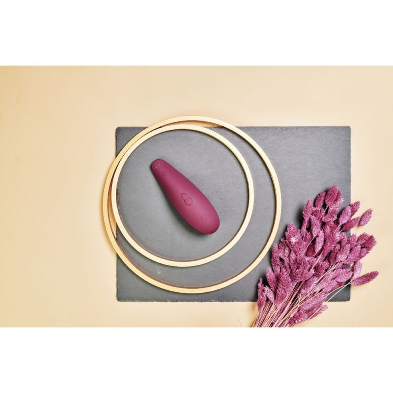 Вакуумный клиторальный стимулятор Womanizer Classic 2 Bordeaux вид 18