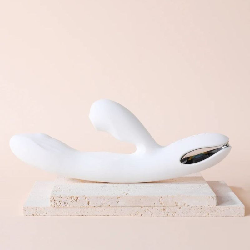 Вибратор-кролик с вакуумной стимуляцией BeYourLover Eria с подогревом, белый вид 7