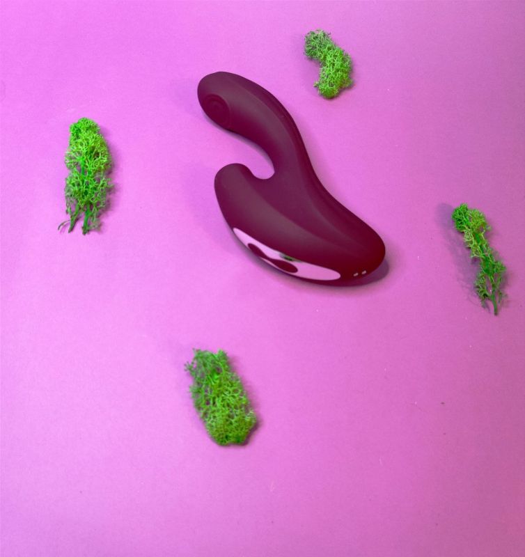 Вибратор-кролик с вакуумной стимуляцией Chisa Kissen Nymph, силиконовый, красный, 18 × 3.5 см вид 8