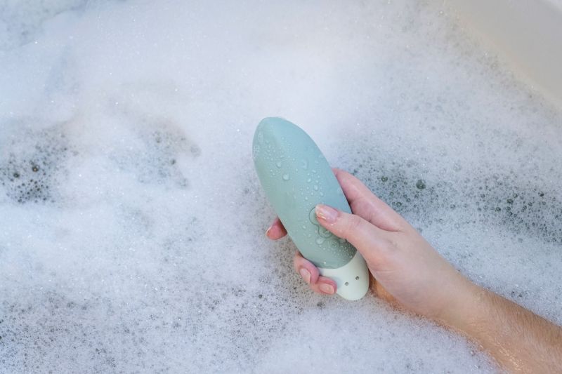 Вібратор універсальний безшумний Womanizer Vibe Sage, м'ятний вид 13