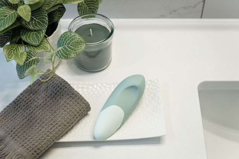 Вібратор універсальний безшумний Womanizer Vibe Sage, м'ятний вид 9