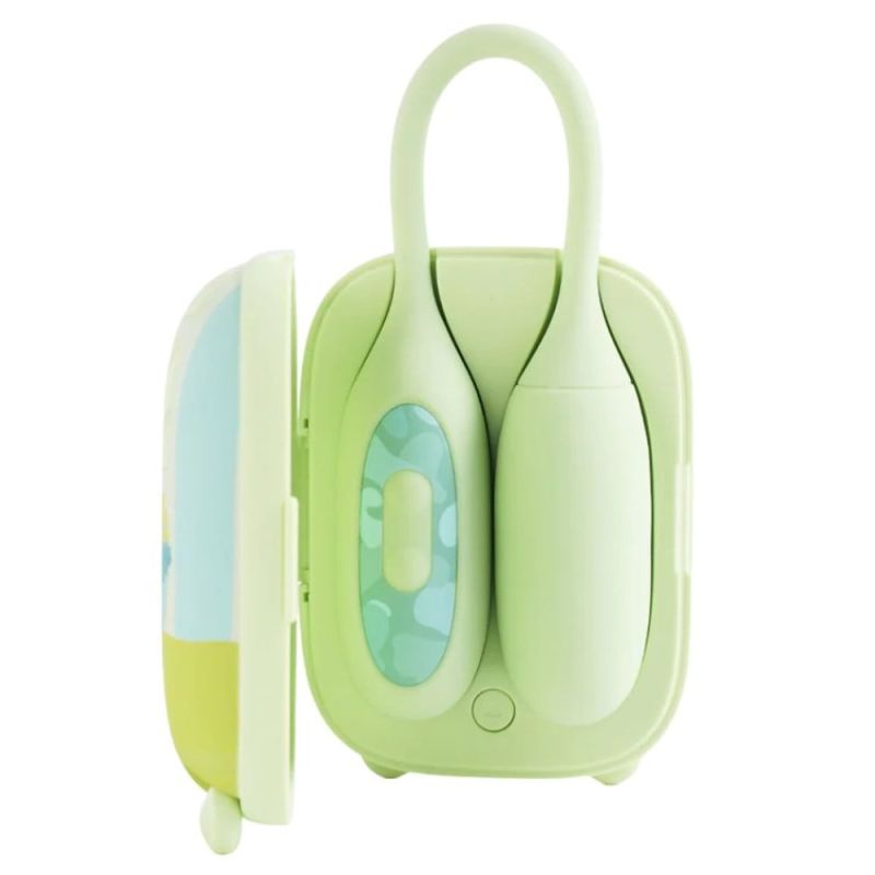 Віброяйце та вакуумний стимулятор для клітора 2в1 BeYourLover Magic Suitcase в зарядному кейсі, зелений вид 2